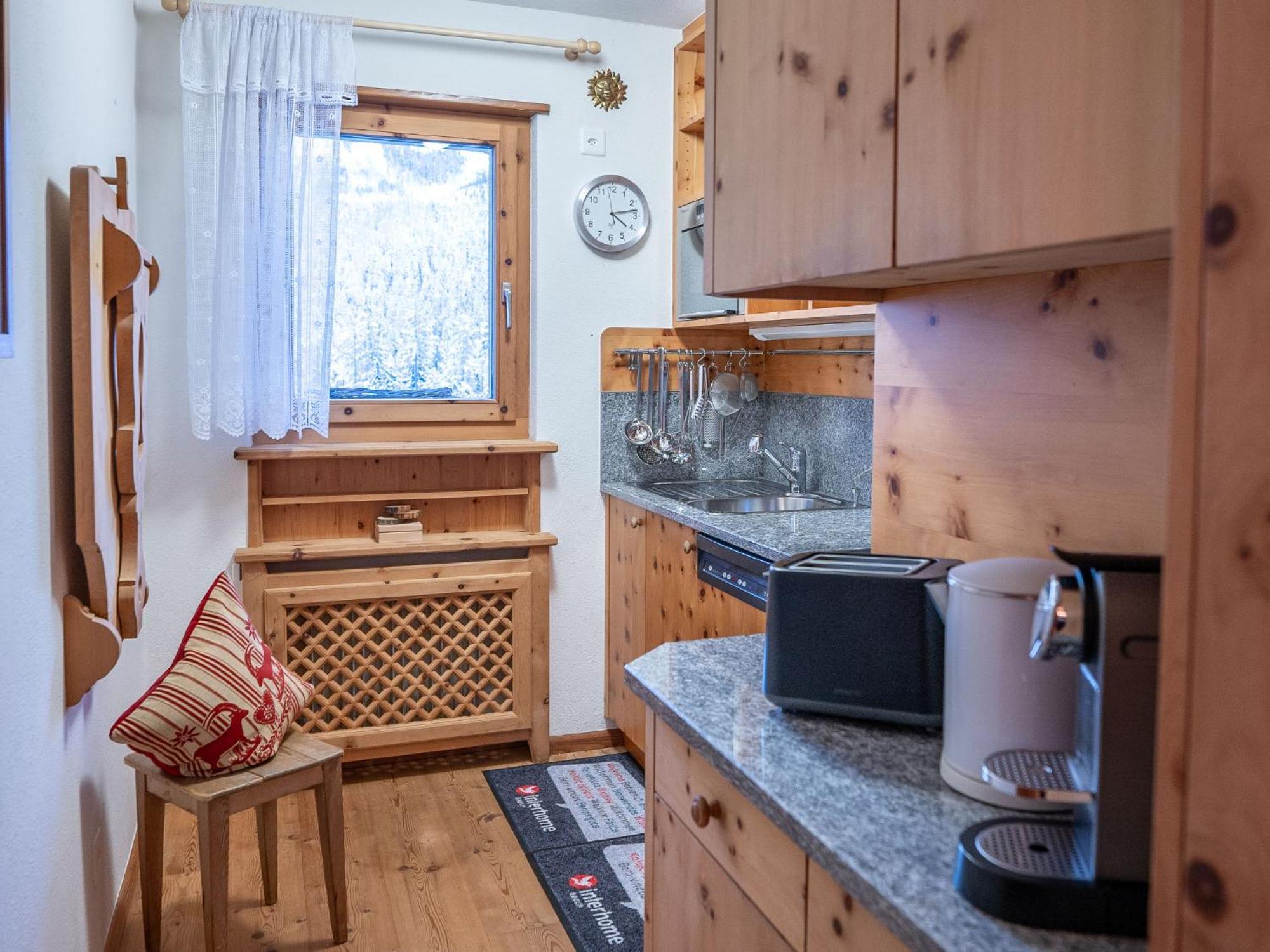 Chesa Arlas C4 By Interhome *